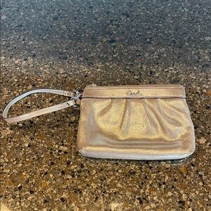 Coach Gold Metallic Pleated Leather Wristlet Clutch Y2K